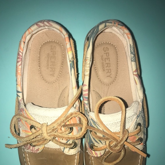 Sperry’s - Picture 2 of 4